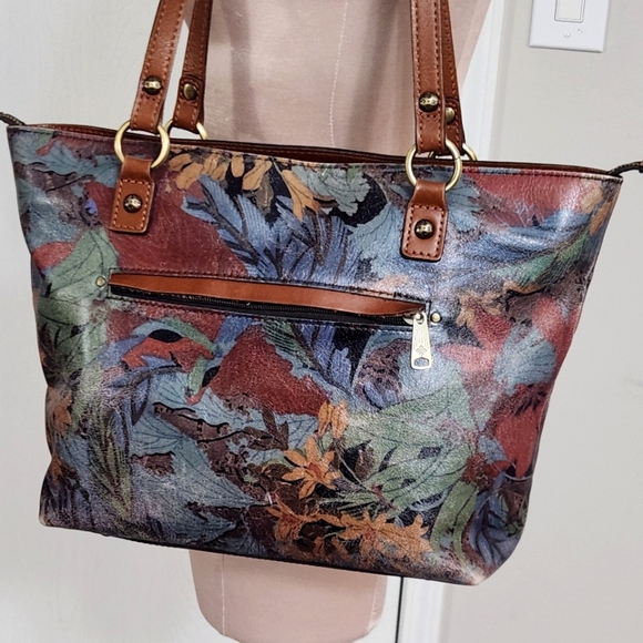 Patricia Nash Leather Shoulder Bag - Picture 2 of 14